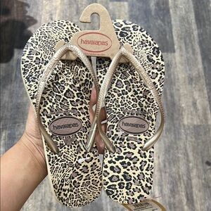 Havaianas Women's Leopard Print Flip Flops - Tan
